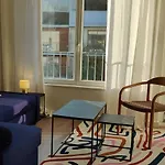 Le Petit Port - Appartement 4 Etoiles - Standing, Vue Lac, Calme, Piscine